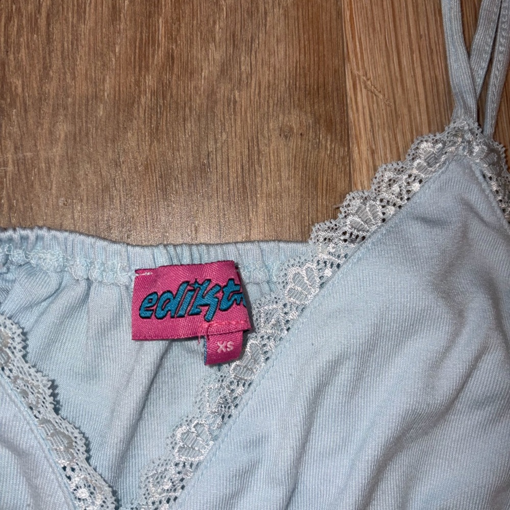 SOLD brand new edikted baby doll light blue tank top xs - Picture 3 of 3